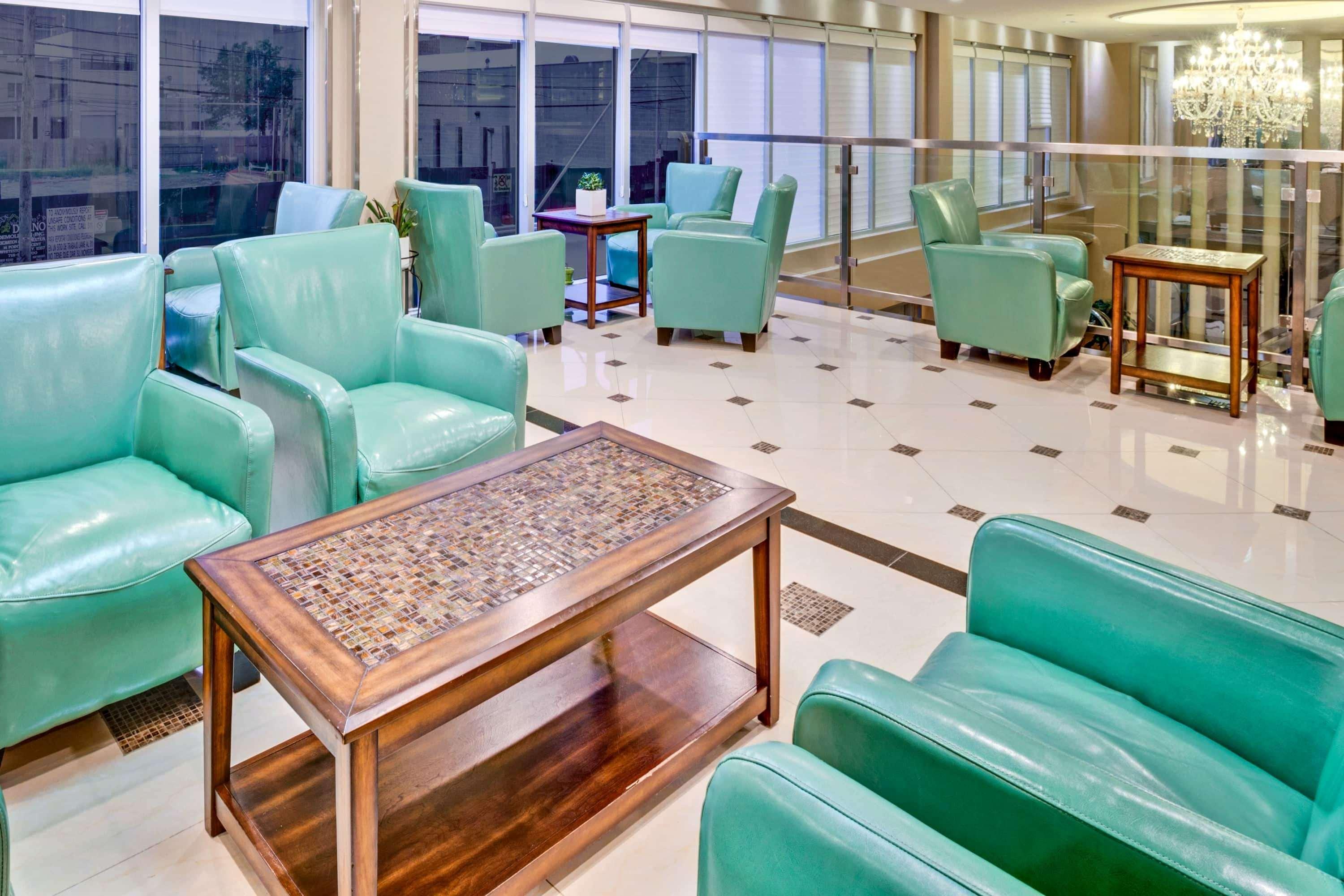ฮาวเวิร์ด จอห์นสัน บาย วินด์แฮม ลองไอส์แลนด์ซิตี้ Hotel นิวยอร์ก ภายนอก รูปภาพ
