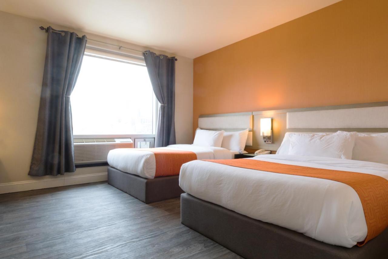 ฮาวเวิร์ด จอห์นสัน บาย วินด์แฮม ลองไอส์แลนด์ซิตี้ Hotel นิวยอร์ก ภายนอก รูปภาพ