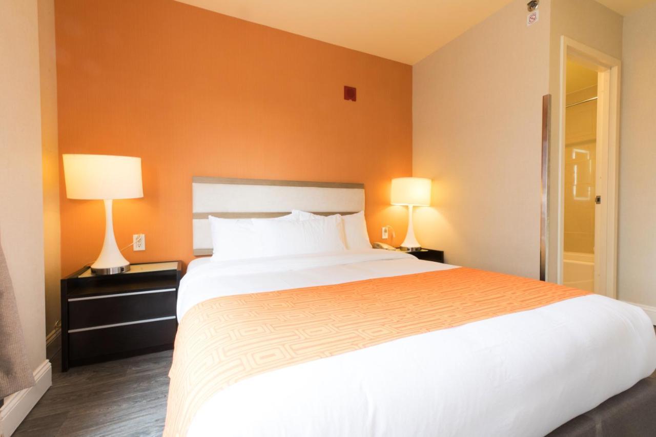 ฮาวเวิร์ด จอห์นสัน บาย วินด์แฮม ลองไอส์แลนด์ซิตี้ Hotel นิวยอร์ก ภายนอก รูปภาพ