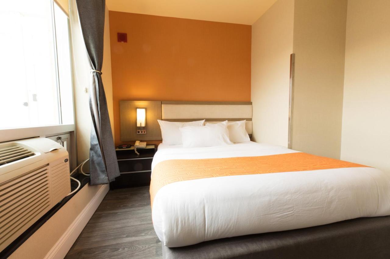 ฮาวเวิร์ด จอห์นสัน บาย วินด์แฮม ลองไอส์แลนด์ซิตี้ Hotel นิวยอร์ก ภายนอก รูปภาพ
