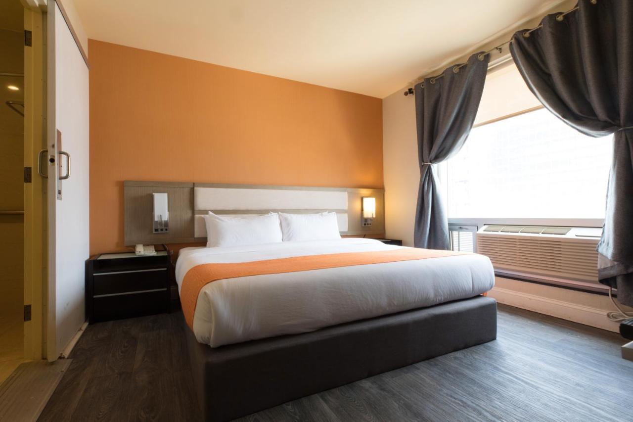 ฮาวเวิร์ด จอห์นสัน บาย วินด์แฮม ลองไอส์แลนด์ซิตี้ Hotel นิวยอร์ก ภายนอก รูปภาพ