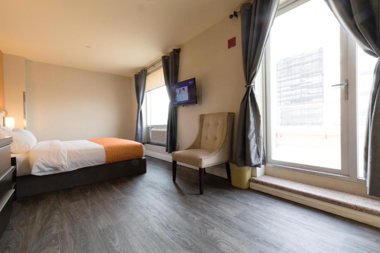 ฮาวเวิร์ด จอห์นสัน บาย วินด์แฮม ลองไอส์แลนด์ซิตี้ Hotel นิวยอร์ก ภายนอก รูปภาพ