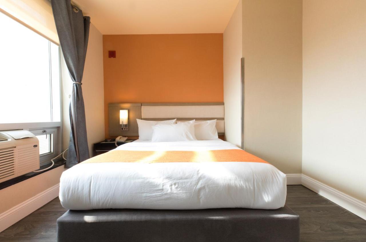 ฮาวเวิร์ด จอห์นสัน บาย วินด์แฮม ลองไอส์แลนด์ซิตี้ Hotel นิวยอร์ก ภายนอก รูปภาพ