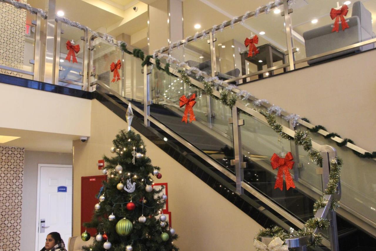 ฮาวเวิร์ด จอห์นสัน บาย วินด์แฮม ลองไอส์แลนด์ซิตี้ Hotel นิวยอร์ก ภายนอก รูปภาพ
