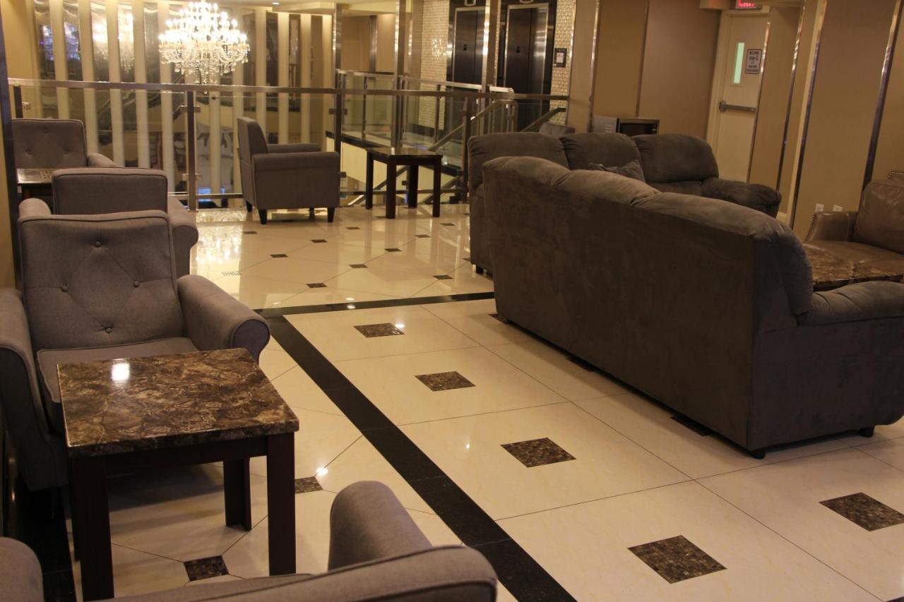 ฮาวเวิร์ด จอห์นสัน บาย วินด์แฮม ลองไอส์แลนด์ซิตี้ Hotel นิวยอร์ก ภายนอก รูปภาพ